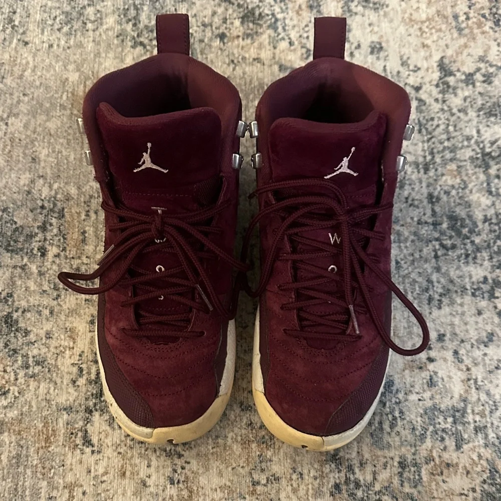 🔴 SOLD 🔴 Air Jordan Burgundy Retro 12 - Picture 5 of 12